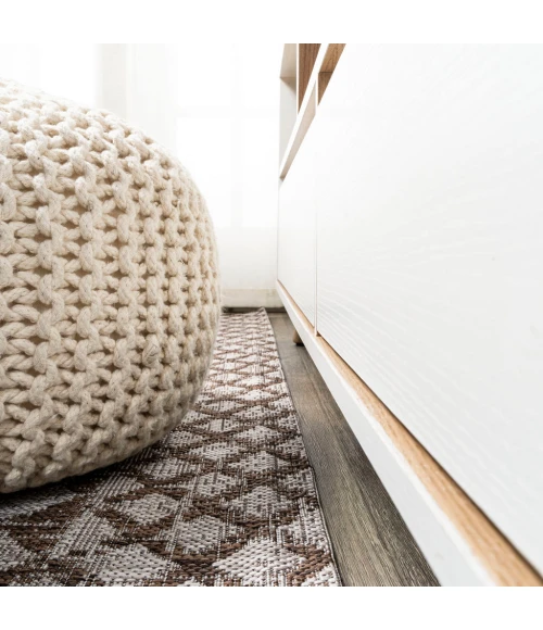 Marokko Diamond Tribal Medallion Beige/Brown 2 ft. x 10 ft. Indoor/Outdoor Runner Rug