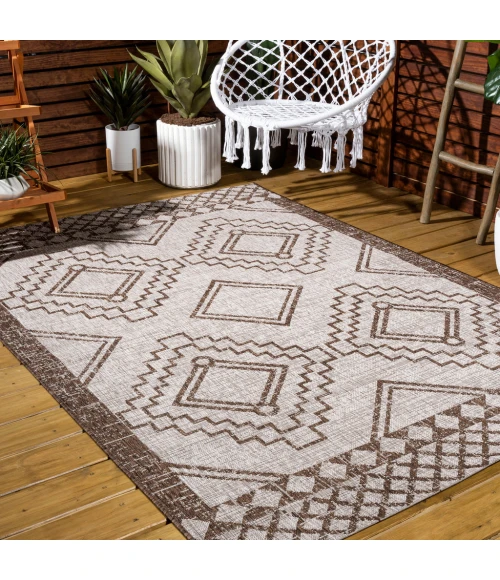 Marokko Diamond Tribal Medallion Beige/Brown 5 ft. x 8 ft. Indoor/Outdoor Area Rug
