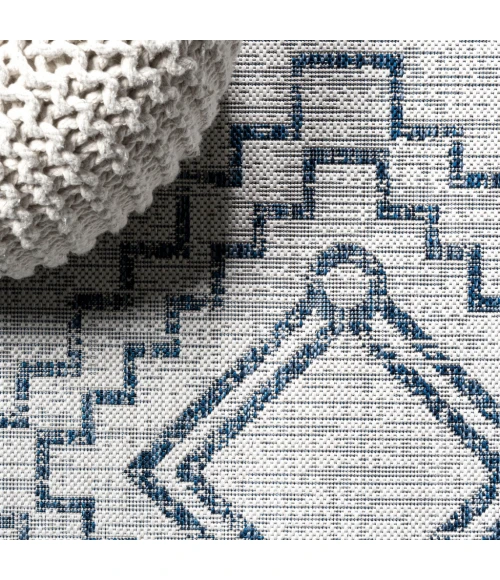 Marokko Diamond Tribal Medallion Ivory/Blue 2 ft. x 8 ft. Indoor/Outdoor Runner Rug