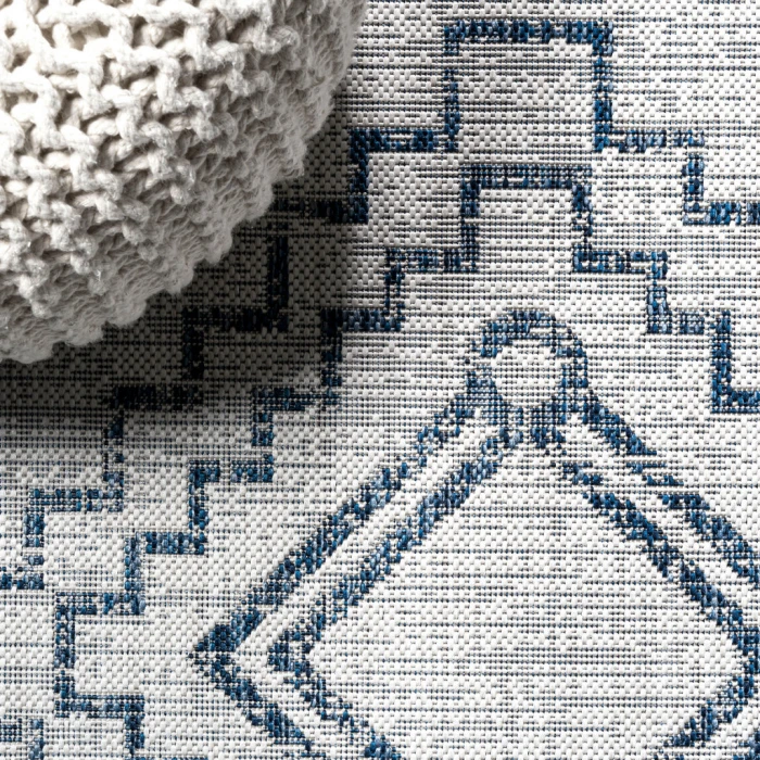 Marokko Diamond Tribal Medallion Ivory/Blue 2 ft. x 8 ft. Indoor/Outdoor Runner Rug
