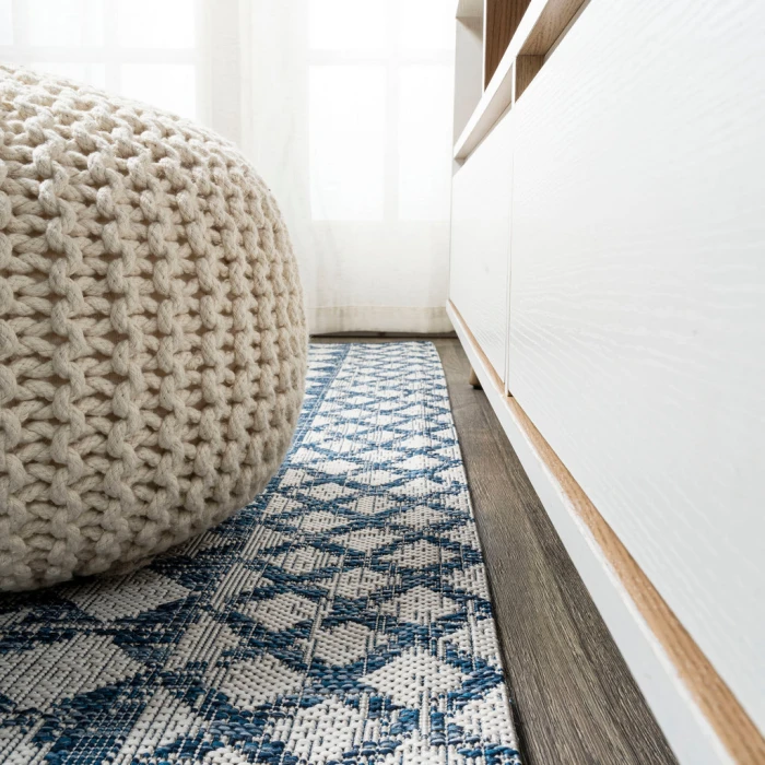 Marokko Diamond Tribal Medallion Ivory/Blue 2 ft. x 8 ft. Indoor/Outdoor Runner Rug