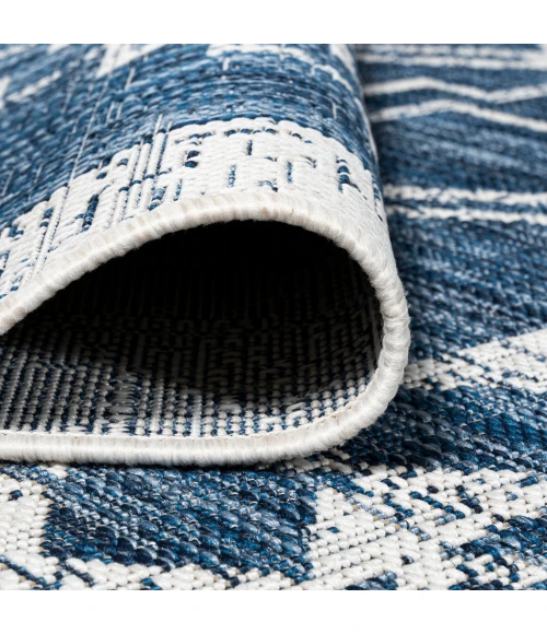 Marokko Diamond Tribal Medallion Blue/Ivory 2 ft. x 10 ft. Indoor/Outdoor Runner Rug