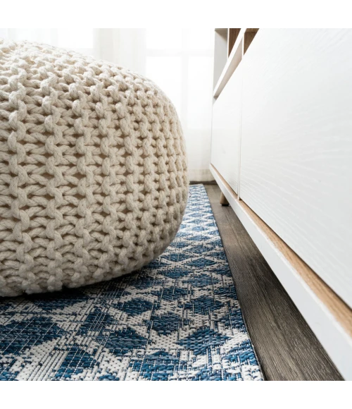 Marokko Diamond Tribal Medallion Blue/Ivory 2 ft. x 10 ft. Indoor/Outdoor Runner Rug