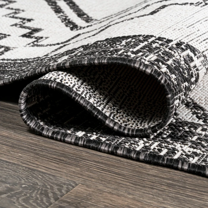 Marokko Diamond Tribal Medallion Ivory/Black 2 ft. x 10 ft. Indoor/Outdoor Runner Rug