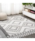 Marokko Diamond Tribal Medallion Ivory/Black 5 ft. x 8 ft. Indoor/Outdoor Area Rug