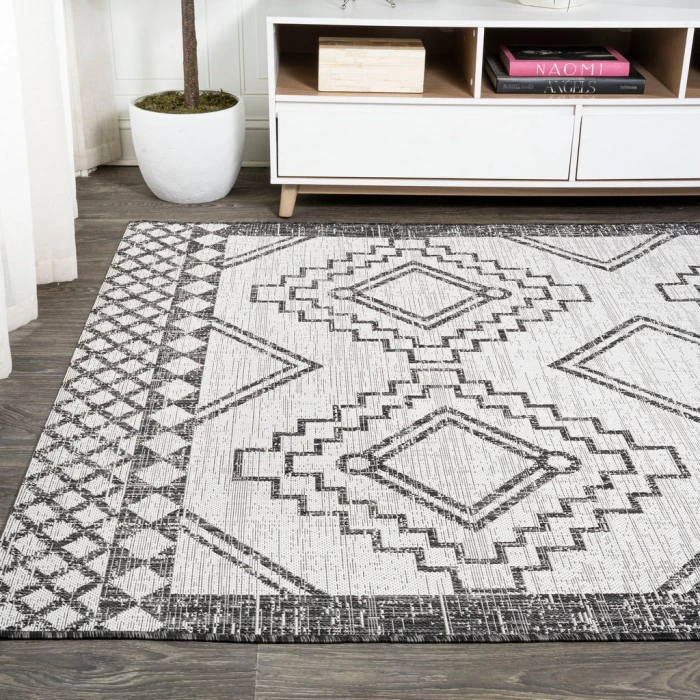 Marokko Diamond Tribal Medallion Ivory/Black 3 ft. x 5 ft. Indoor/Outdoor Area Rug