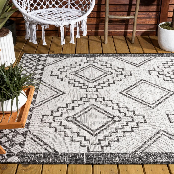 Marokko Diamond Tribal Medallion Ivory/Black 3 ft. x 5 ft. Indoor/Outdoor Area Rug