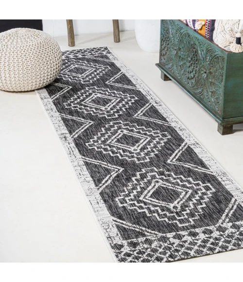 Marokko Diamond Tribal Medallion Black/Ivory 2 ft. x 10 ft. Indoor/Outdoor Runner Rug
