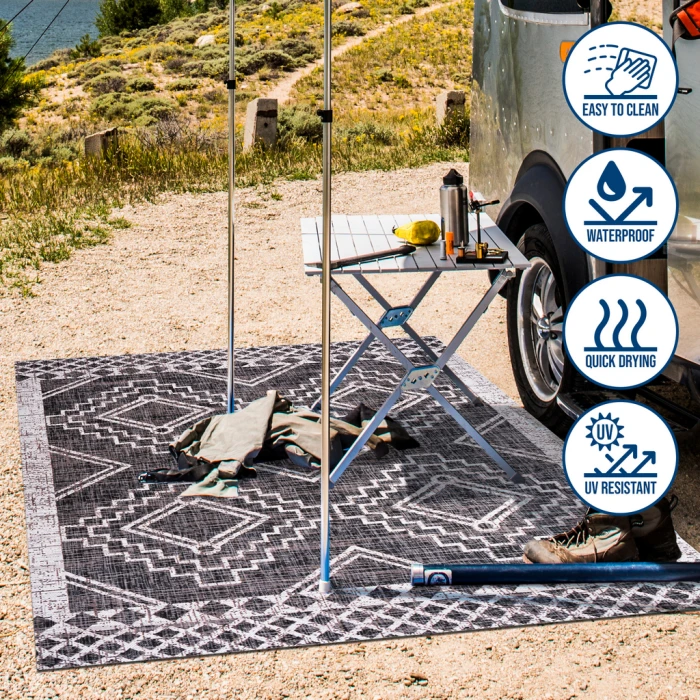 Marokko Diamond Tribal Medallion Black/Ivory 2 ft. x 8 ft. Indoor/Outdoor Runner Rug