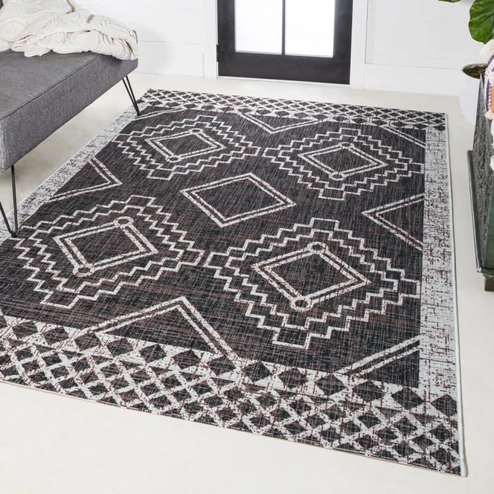 Marokko Diamond Tribal Medallion Black/Ivory 3 ft. x 5 ft. Indoor/Outdoor Area Rug
