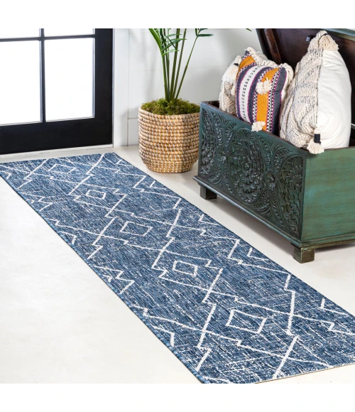 Carwa Tribal Diamond Trellis Blue/Ivory 2 ft. x 10 ft. Indoor/Outdoor Runner Rug