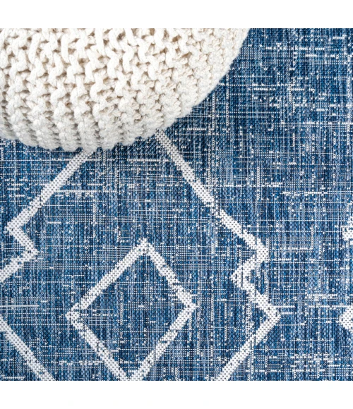 Carwa Tribal Diamond Trellis Blue/Ivory 2 ft. x 10 ft. Indoor/Outdoor Runner Rug