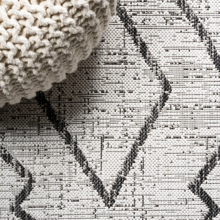Carwa Tribal Diamond Trellis Ivory/Black 2 ft. x 10 ft. Indoor/Outdoor Runner Rug