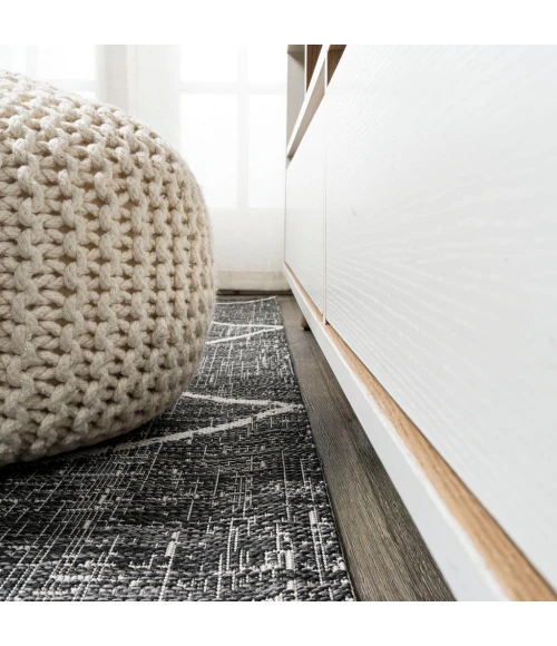 Carwa Tribal Diamond Trellis Black/Ivory 2 ft. x 8 ft. Indoor/Outdoor Runner Rug