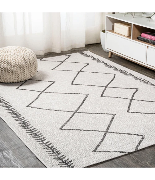 Derya Tribal Diamond Trellis Ivory/Black 3 ft. x 5 ft. Indoor/Outdoor Area Rug
