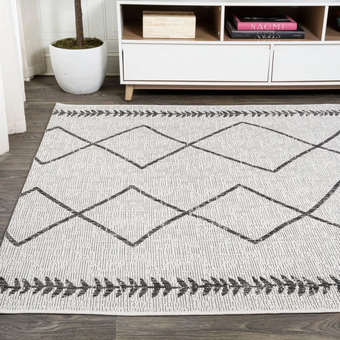 Derya Tribal Diamond Trellis Ivory/Black 8 ft. x 10 ft. Indoor/Outdoor Area Rug