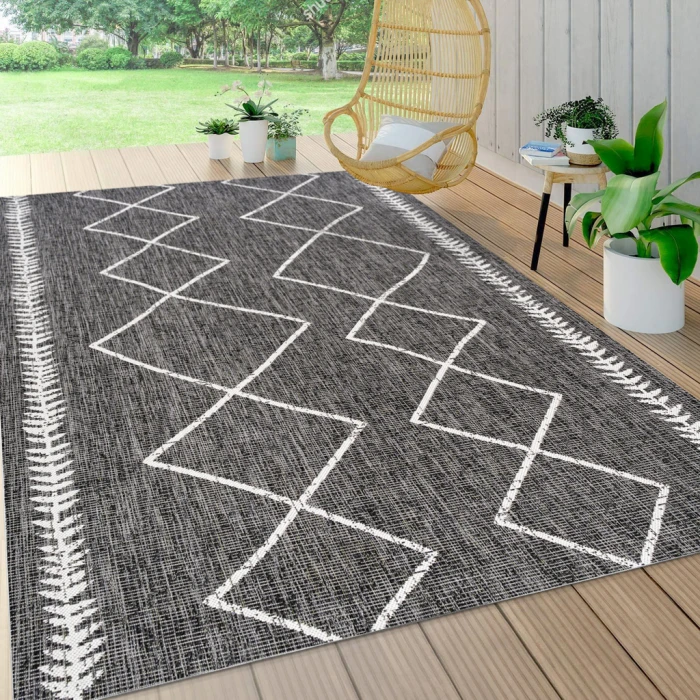 Derya Tribal Diamond Trellis Black/Ivory 5 ft. x 8 ft. Indoor/Outdoor Area Rug
