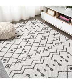 Jonathany Santa Monica SMB131D Ivory/Black Area Rug 3 ft. 11 in. X 6 ft. Rectangle