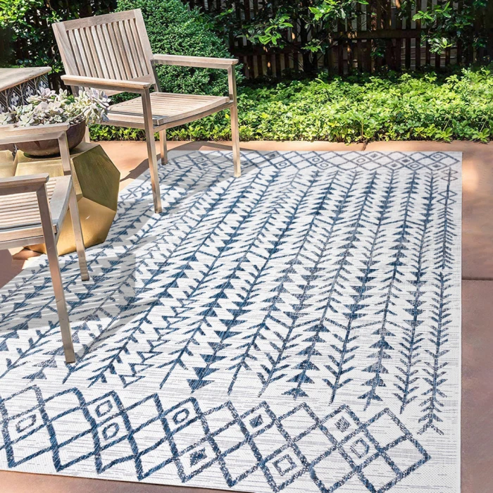 Tokay Bohemian Geometric Ivory/Blue 3 ft. x 5 ft. Indoor/Outdoor Area Rug