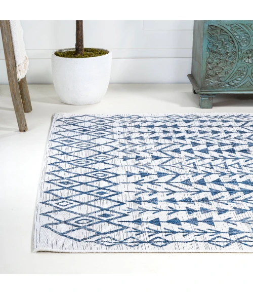 Tokay Bohemian Geometric Ivory/Blue 3 ft. x 5 ft. Indoor/Outdoor Area Rug