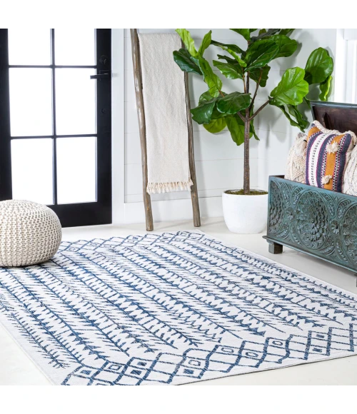 Tokay Bohemian Geometric Ivory/Blue 3 ft. x 5 ft. Indoor/Outdoor Area Rug