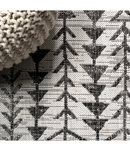 Tokay Bohemian Geometric Ivory/Black 2 ft. x 10 ft. Indoor/Outdoor Runner Rug