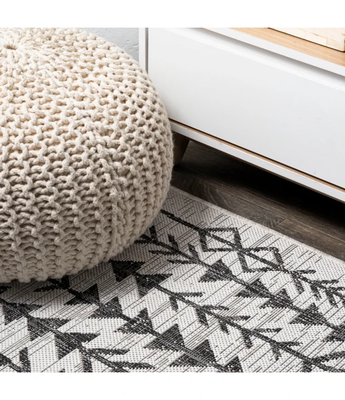 Tokay Bohemian Geometric Ivory/Black 2 ft. x 10 ft. Indoor/Outdoor Runner Rug