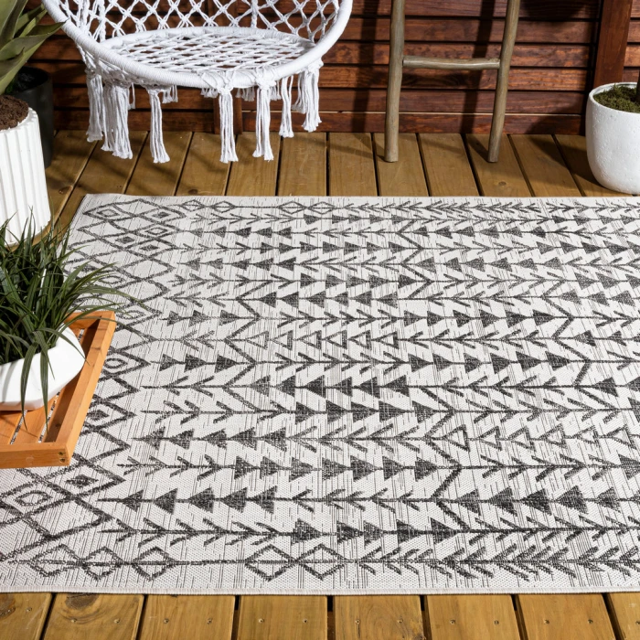 Tokay Bohemian Geometric Ivory/Black 3 ft. x 5 ft. Indoor/Outdoor Area Rug