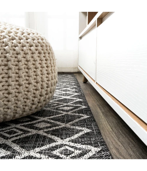 Tokay Bohemian Geometric Black/Ivory 2 ft. x 10 ft. Indoor/Outdoor Runner Rug