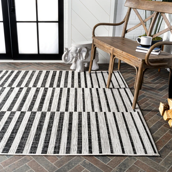 Sukie Modern Offset Stripe Ivory/Black 3 ft. x 5 ft. Indoor/Outdoor Area Rug