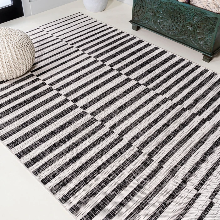 Sukie Modern Offset Stripe Ivory/Black 3 ft. x 5 ft. Indoor/Outdoor Area Rug