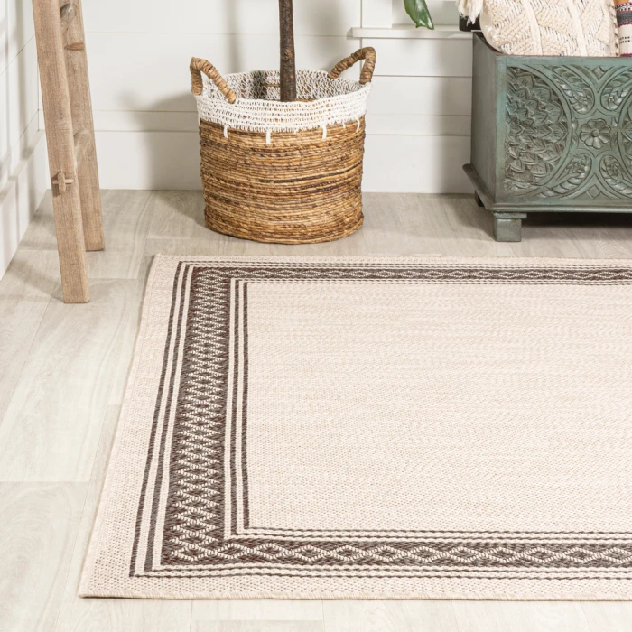 Lucia Classic Diamond Border Cream/Black 4 ft. x 6 ft. Indoor/Outdoor Area Rug