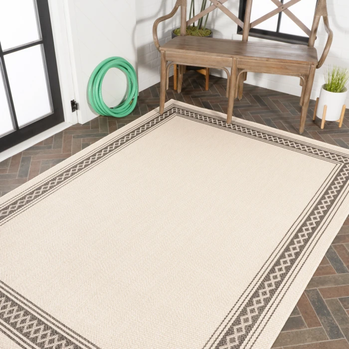 Lucia Classic Diamond Border Cream/Black 4 ft. x 6 ft. Indoor/Outdoor Area Rug
