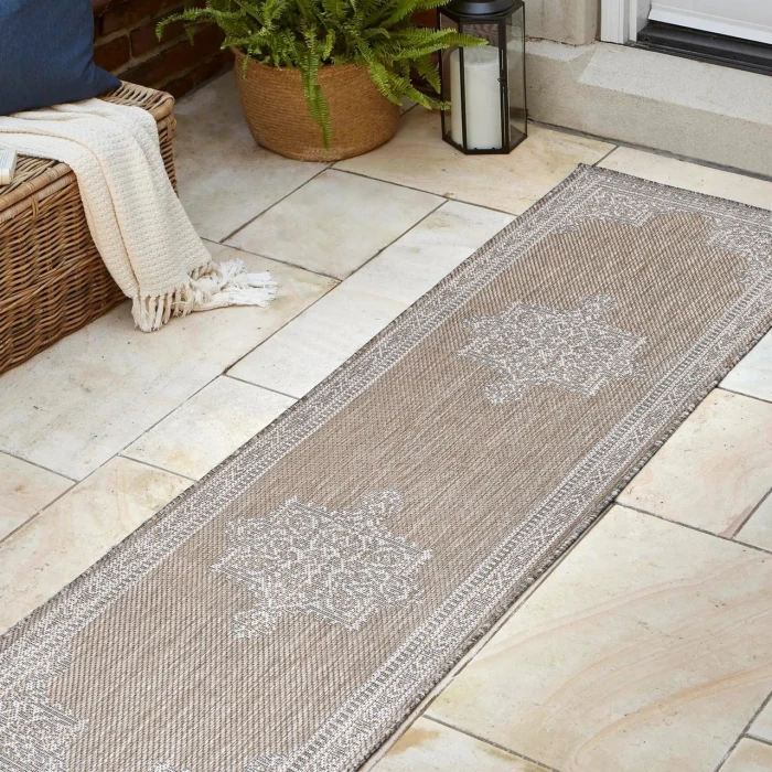 Jonathan Y SANTA MONICA Beige SMB300B 2ft. X 8ft. Rect. Rug