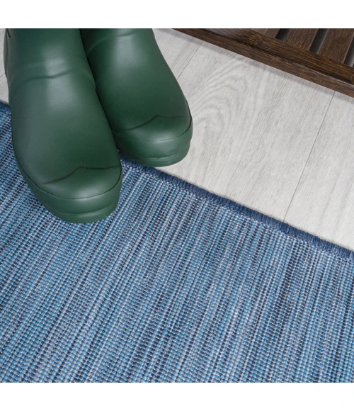 Ethan Modern Flatweave Solid Blue 6' Round Indoor/Outdoor Area Rug