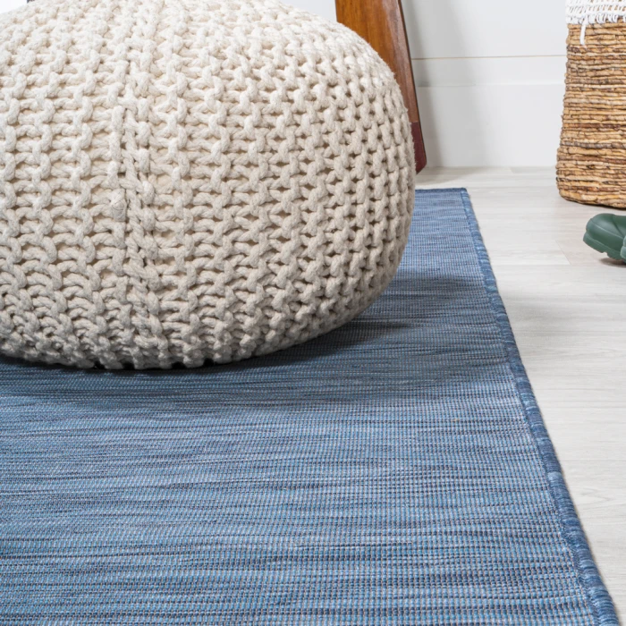Ethan Modern Flatweave Solid Blue 6' Round Indoor/Outdoor Area Rug