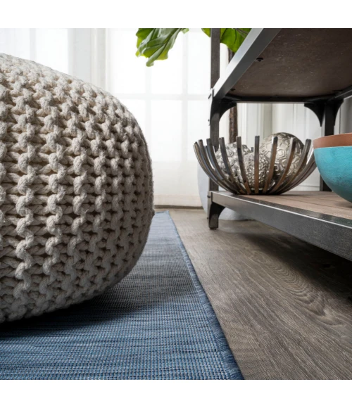 Ethan Modern Flatweave Solid Blue 6' Round Indoor/Outdoor Area Rug