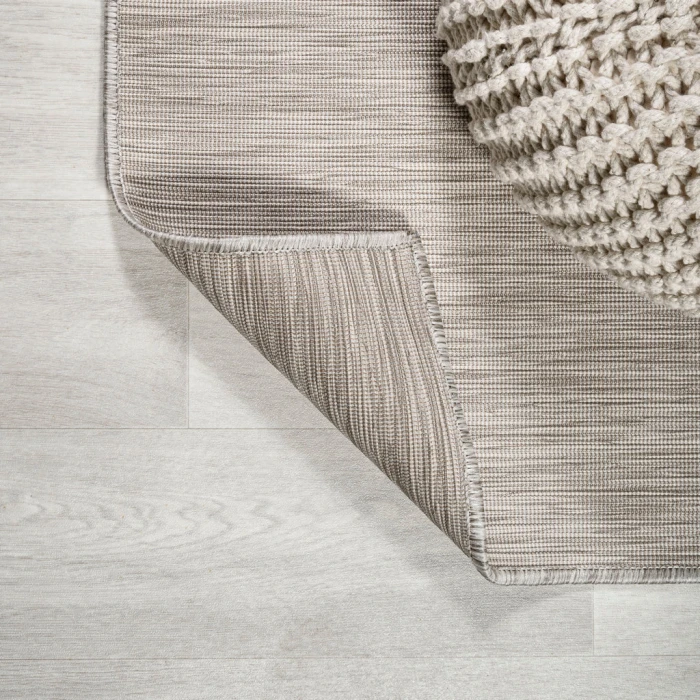 Ethan Modern Flatweave Solid Light Gray 6' Round Indoor/Outdoor Area Rug