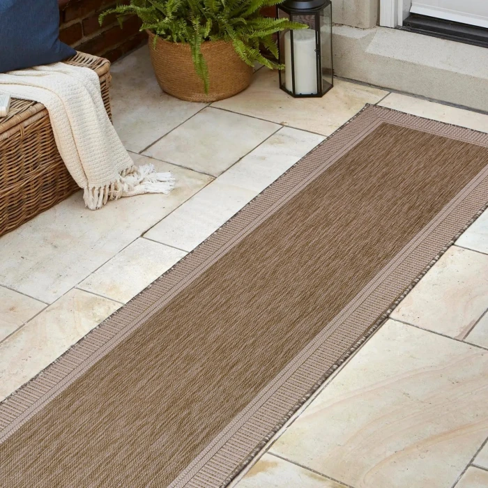 Jonathan Y TUSCAN SUN COLLECTION Cream TSN212A 2ft. X 7ft.-10in. Rect. Rug