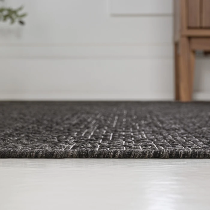 Jonathan Y TUSCAN SUN COLLECTION Black TSN213A 5ft.3in. X 7ft.7in. Rect. Rug