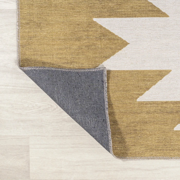 Chayton Minimalist Geometric Machine-Washable Moss/Cream 5 ft. x 8 ft. Area Rug