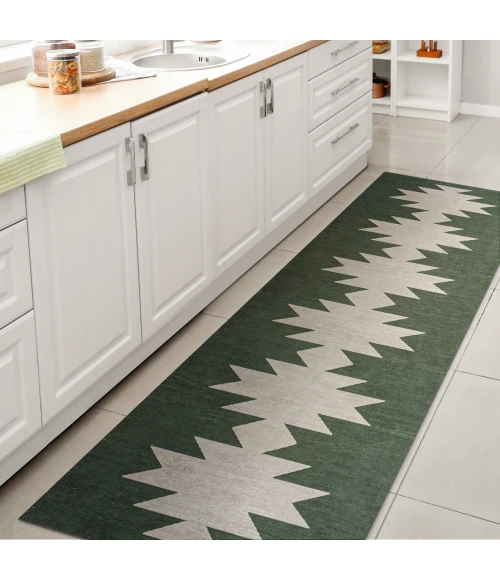 Jonathan Y WASHABLE Green WSH110C 2ft. X 8ft. Rect. Rug