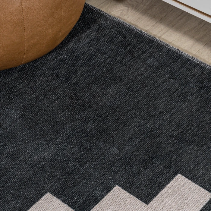 Adriel Geometric Tribal Medallion Machine-Washable Black/Cream 4 ft. x 6 ft. Area Rug