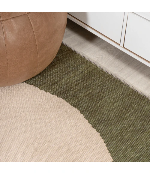 Cirkel Minimalist Geometric Dot Machine-Washable Green/Cream 8 ft. x 10 ft. Area Rug