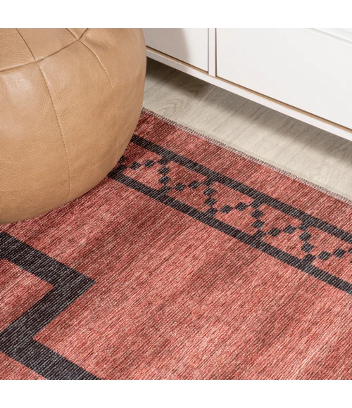 Korsa Geometric Medallion Machine-Washable Red/Dark Gray 3 ft. x 5 ft. Area Rug