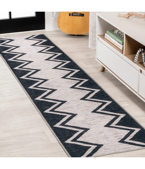 Siksak Modern Chevron Border Machine-Washable Ivory/Navy 2 ft. x 8 ft. Runner Rug
