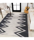 Siksak Modern Chevron Border Machine-Washable Ivory/Navy 8 ft. x 10 ft. Area Rug