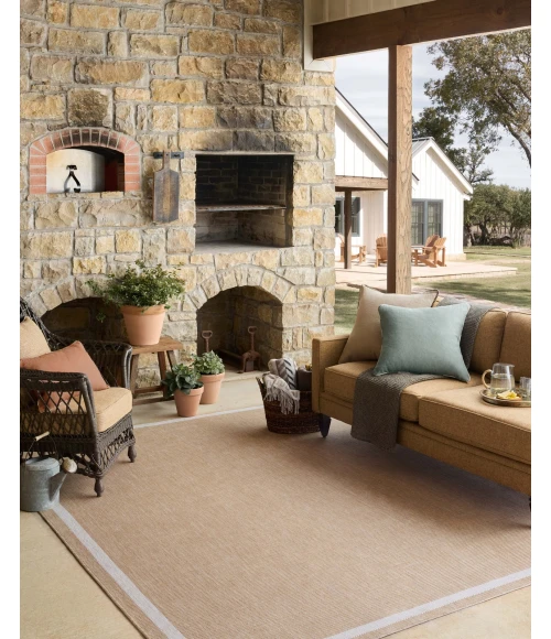 Loloi Easton Wheat / Ivory ESN-05 2ft.-3in. X 3ft.-9in. Rect. Rug