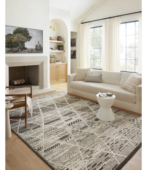 Loloi II Fabian Charcoal / Ivory 5'-3" x 7'-6" Area Rug