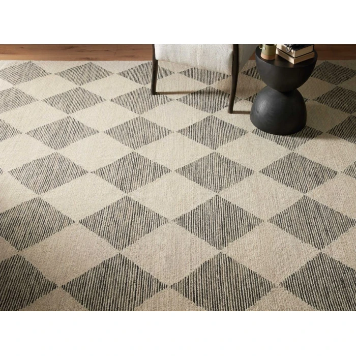 Chris Loves Julia x Loloi Francis Beige / Charcoal FRA-01 2 ft. 6 in. X 7 ft. 6 in. Rectangle Rug